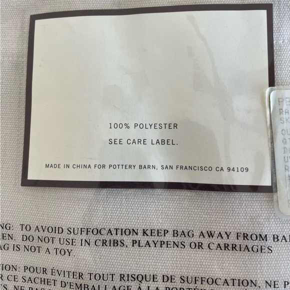 Pottery Barn Outdoor Grommet Ridea, 50 x 96 inches/ 127 x 243 cm. Never used. - Picture 6 of 10